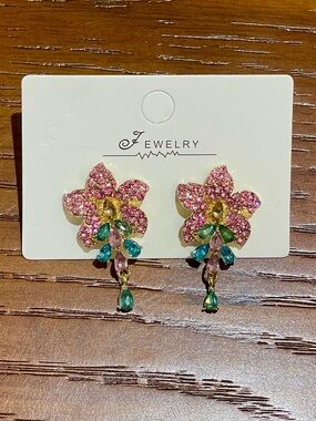 💖5 for $25😻Floral Pink & Green Crystal Drop Earrings -